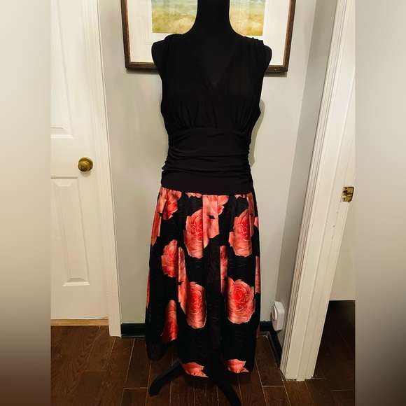 Dresses & Skirts - Ignite Evenings size 16